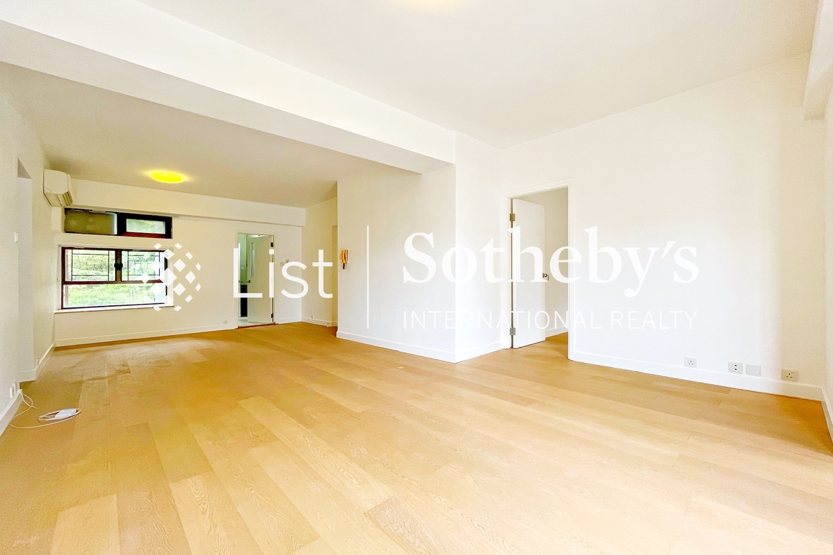 Ventris Place 雲地利台 | Living and Dining Room