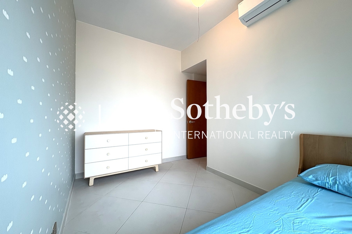 Sorrento 擎天半島 | Second Bedroom