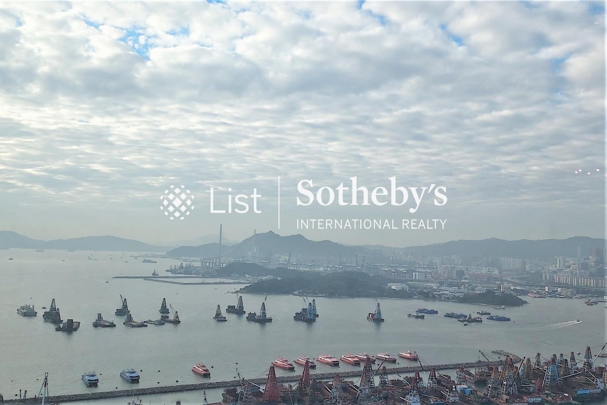 Sorrento 擎天半島 | View from Living and Dining Room