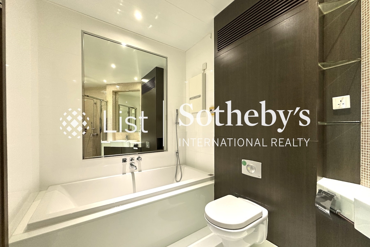 Sorrento 擎天半島 | Master Bathroom