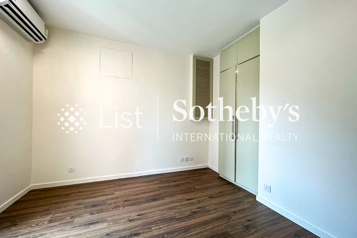 Village Garden 慧莉苑 | Third Bedroom