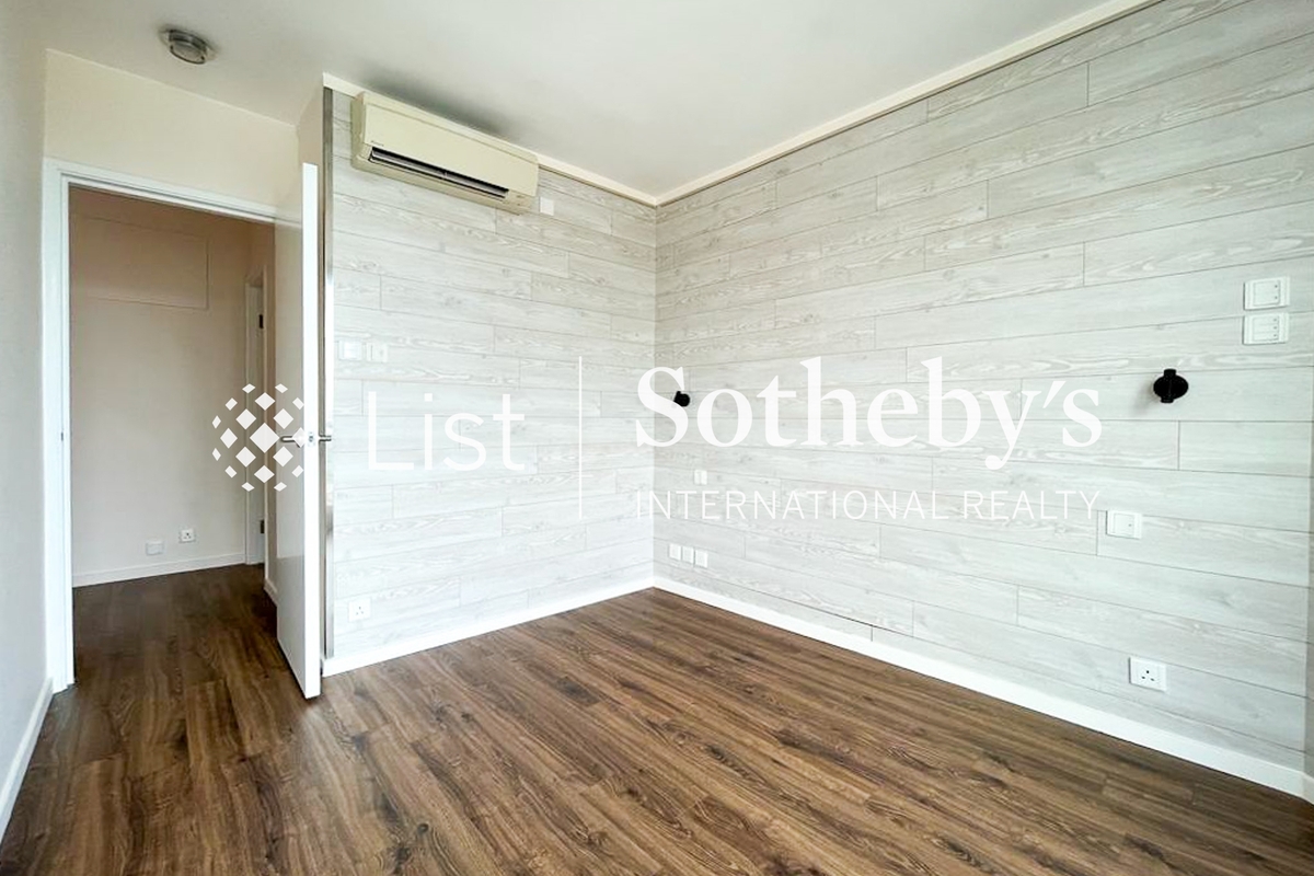 Village Garden 慧莉苑 | Master Bedroom