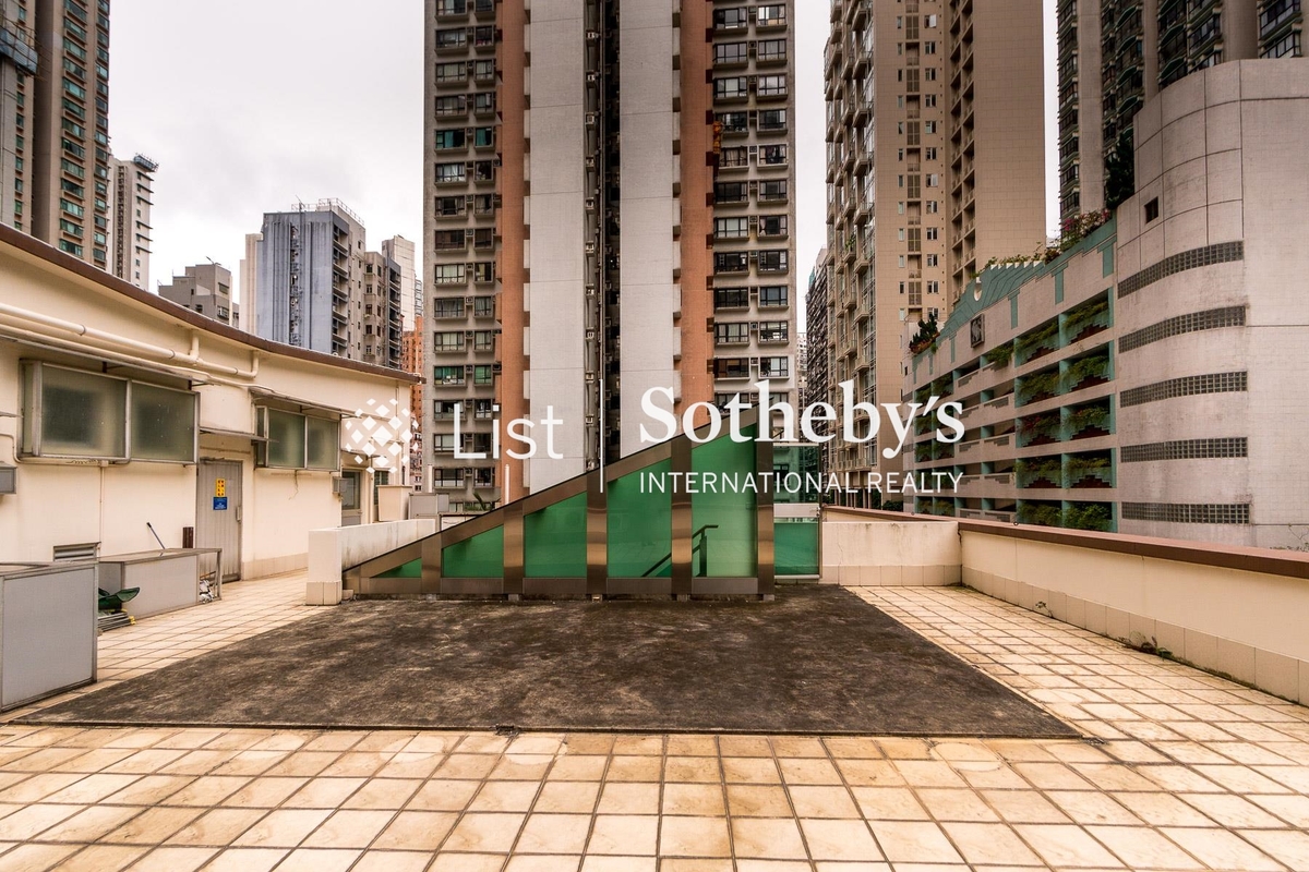 Yee Lin Mansion 彝年大廈 | Private Roof Terrace