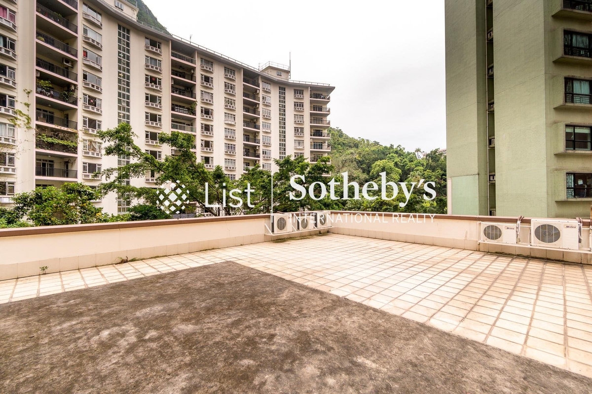 Yee Lin Mansion 彝年大廈 | Private Roof Terrace