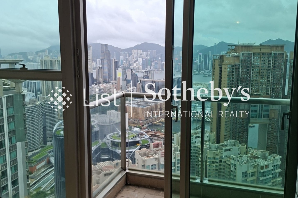 Sorrento 擎天半島 | Balcony off Living and Dining Room