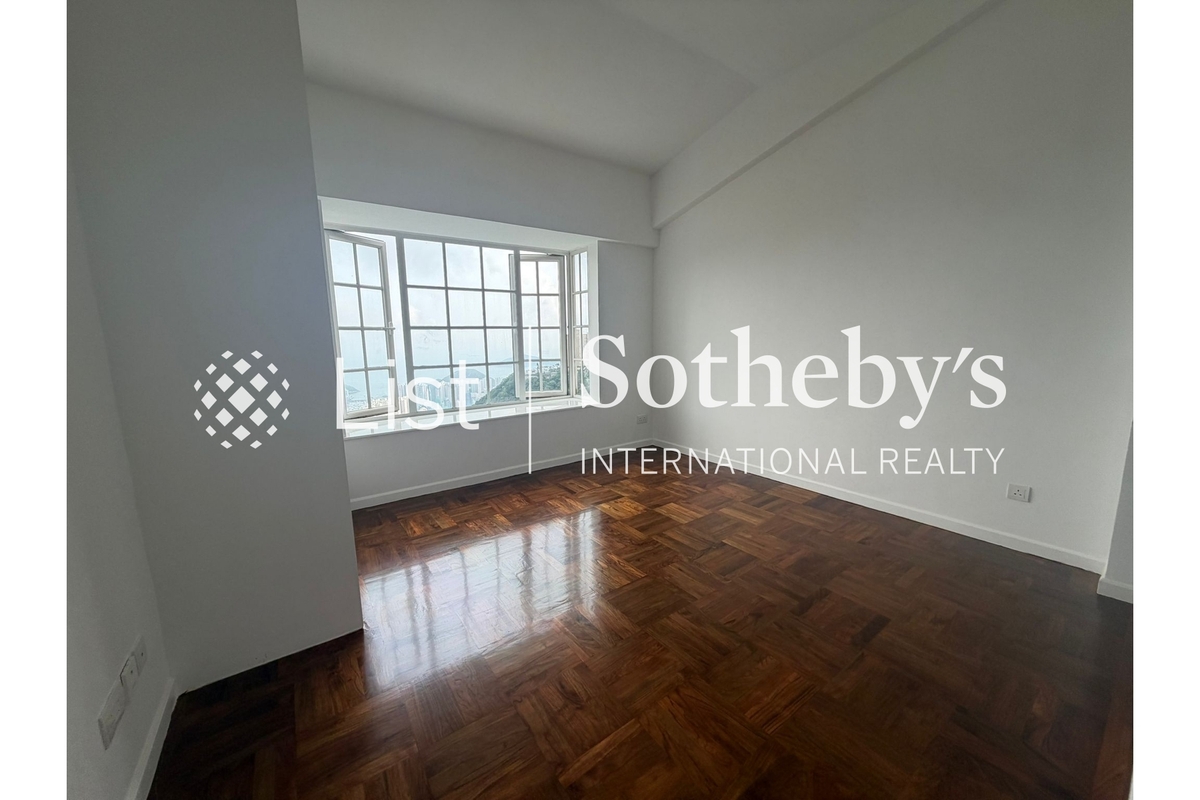 King's Court 龙庭 | Second En-suite Bedroom