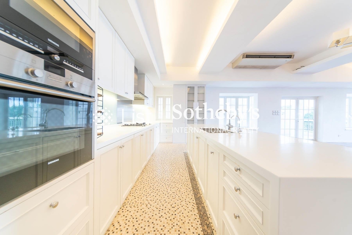 King's Court 龍庭 | Open Kitchen