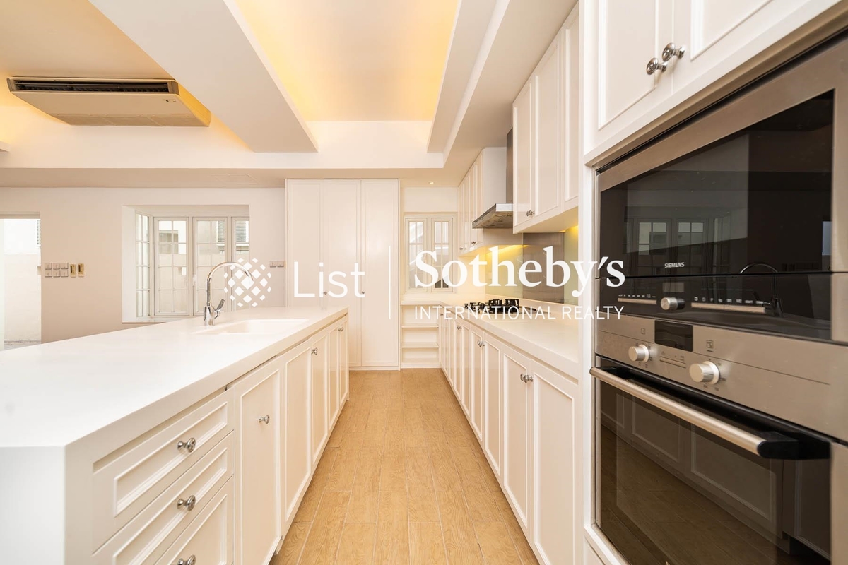 King's Court 龍庭 | Open Kitchen