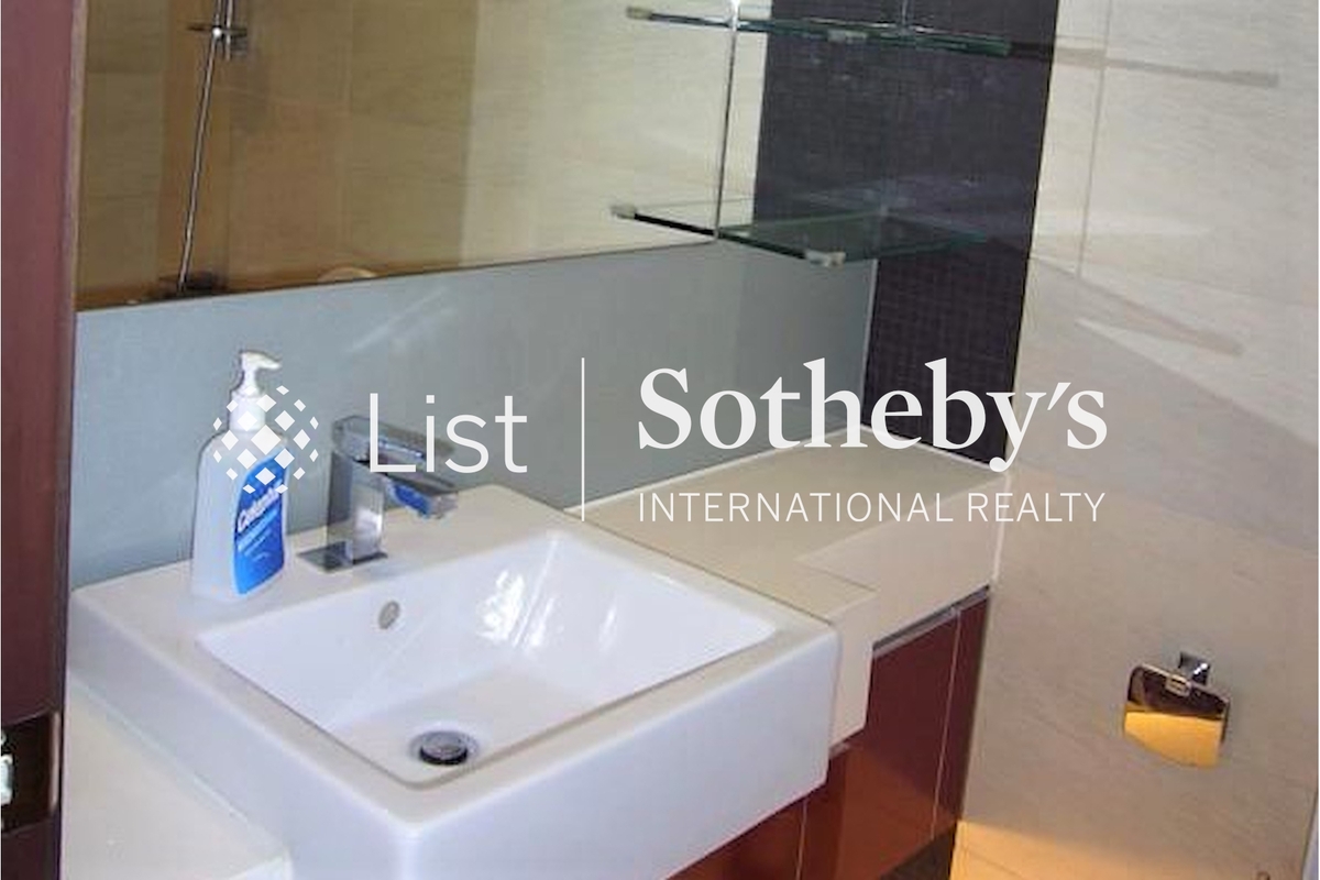 Grand Promenade 嘉亨湾 | Guest Bathroom