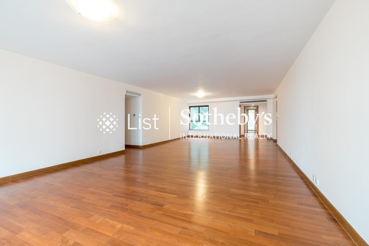 Haddon Court 海天閣 | Living and Dining Room