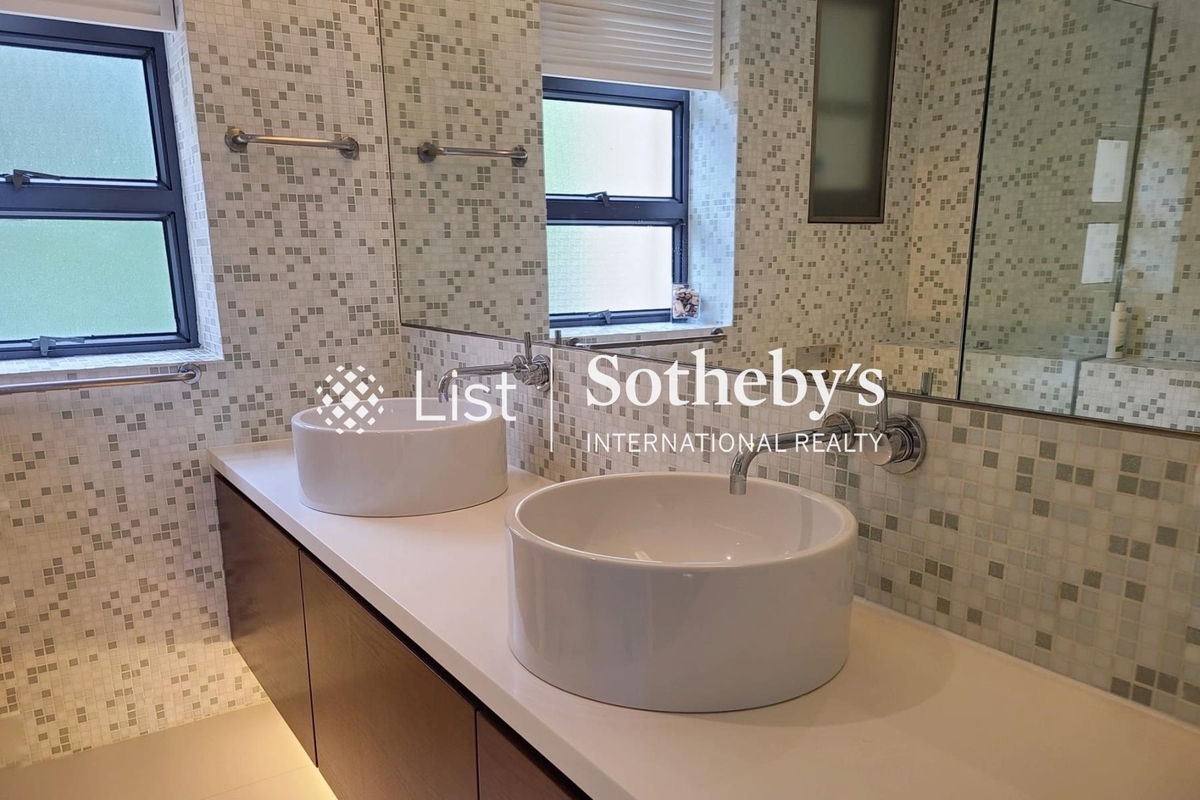 Haddon Court 海天閣 | Master Bathroom