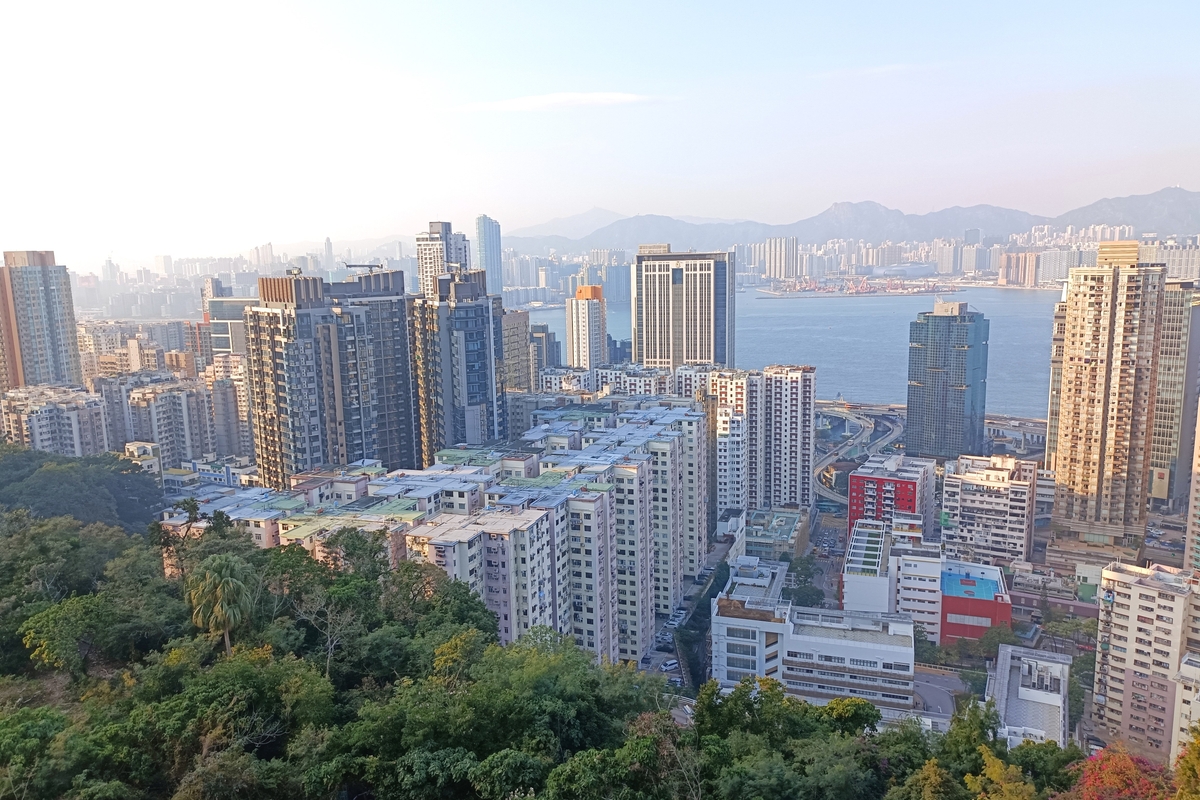 Kingsford Gardens 琼峰园 | View from Living Room
