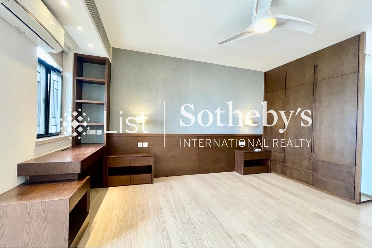 Kingsford Gardens 瓊峰園 | Master Bedroom