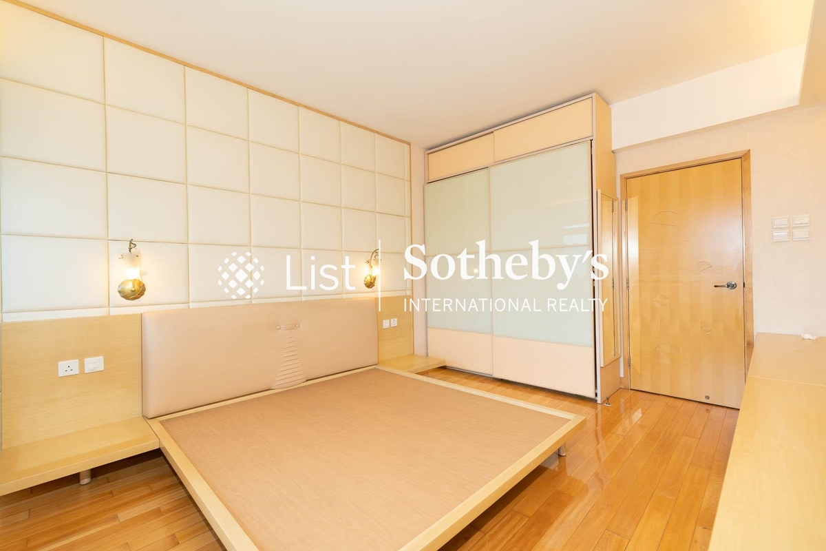 Kingsford Gardens 瓊峰園 | Master Bedroom