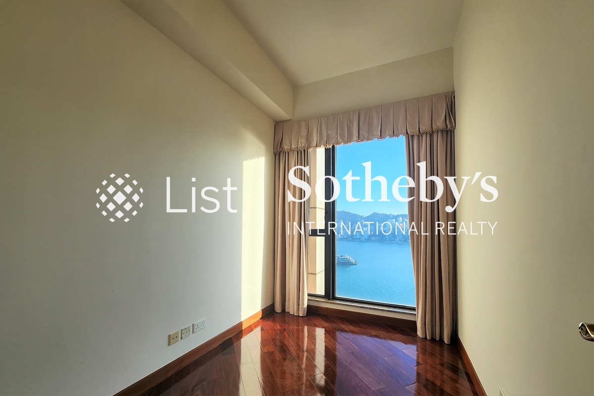 The Arch 凱旋門 | Fourth Bedroom