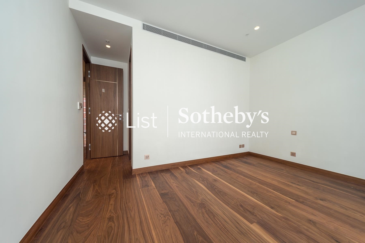 8 Kennedy Terrace 8 Kennedy Terrace | Second En-suite Bedroom