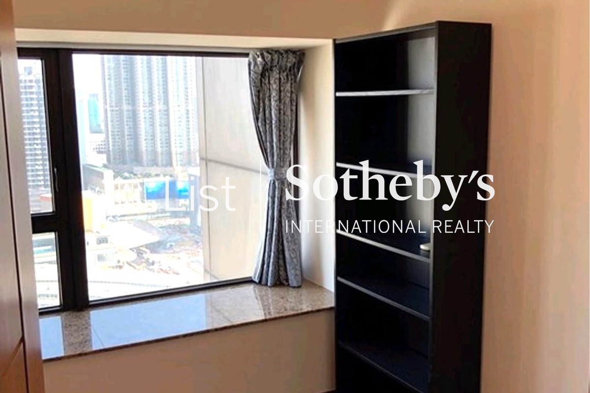 The Arch 凯旋门 | Third Bedroom