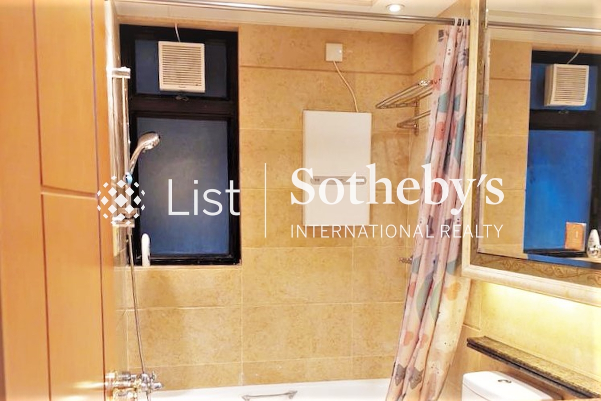 The Arch 凱旋門 | Bathroom