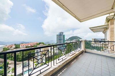 Featured Property Cloud Nine 