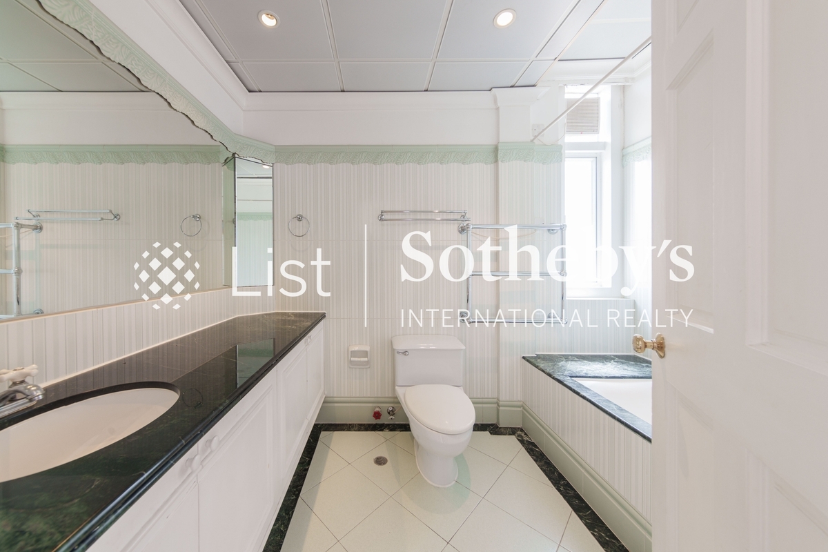 Cloud Nine 九云居 | Guest Bathroom
