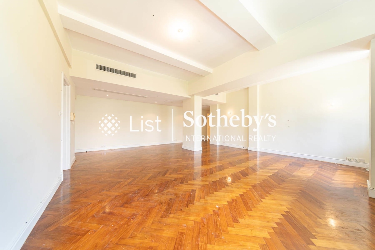 Cloud Nine 九雲居 | Living and Dining Room