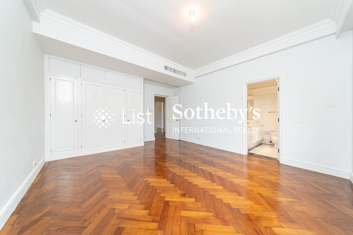 Cloud Nine 九雲居 | Master Bedroom