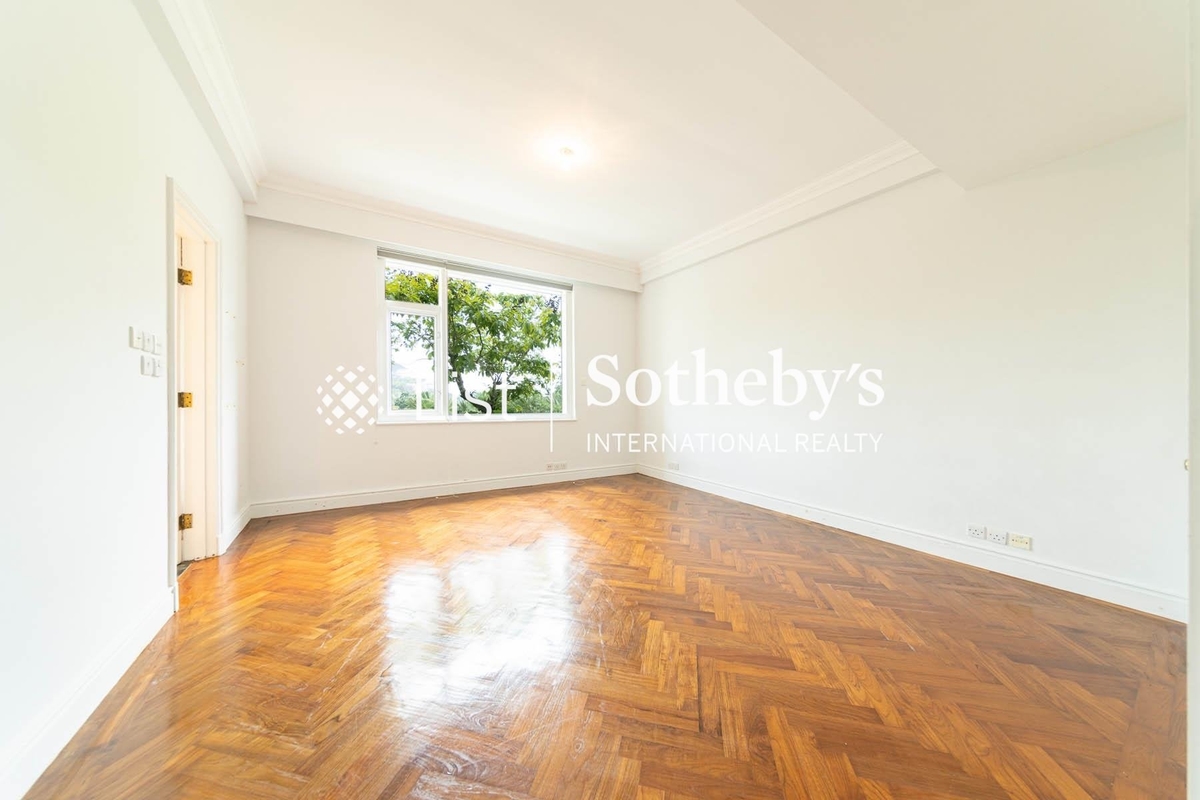 Cloud Nine 九雲居 | Master Bedroom