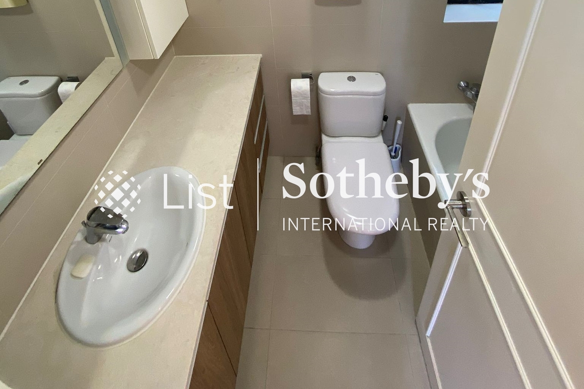 Illumination Terrace 光明臺 | Bathroom