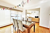 The Waterfront 漾日居 | Living and Dining Room