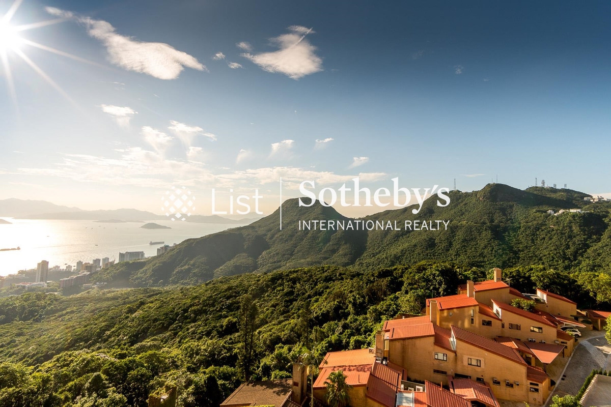 Chelsea Court 賽詩閣 | View from Living and Dining Room