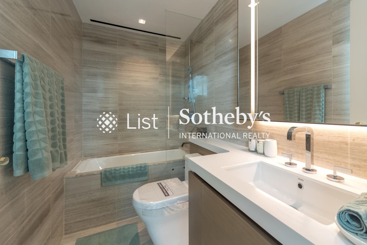 Chelsea Court 賽詩閣 | Second En-suite Bathroom