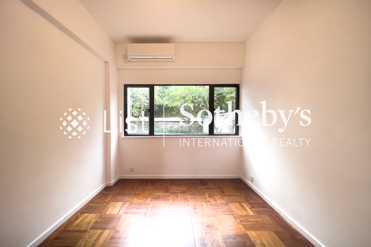Jadebeach Villa 華翠海灣別墅 | Third Bedroom