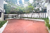 Jadebeach Villa 華翠海灣別墅 | Private Garden off Dining Room