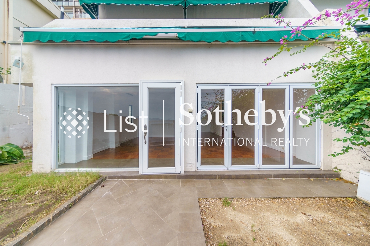 Jadebeach Villa 華翠海灣別墅 | Private Garden off Living Room