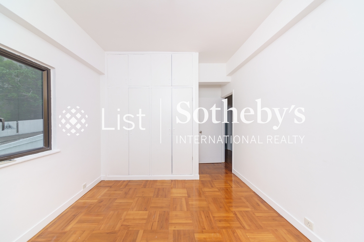 Jadebeach Villa 華翠海灣別墅 | Third Bedroom