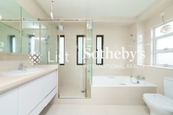 Jadebeach Villa 華翠海灣別墅 | Master Bathroom