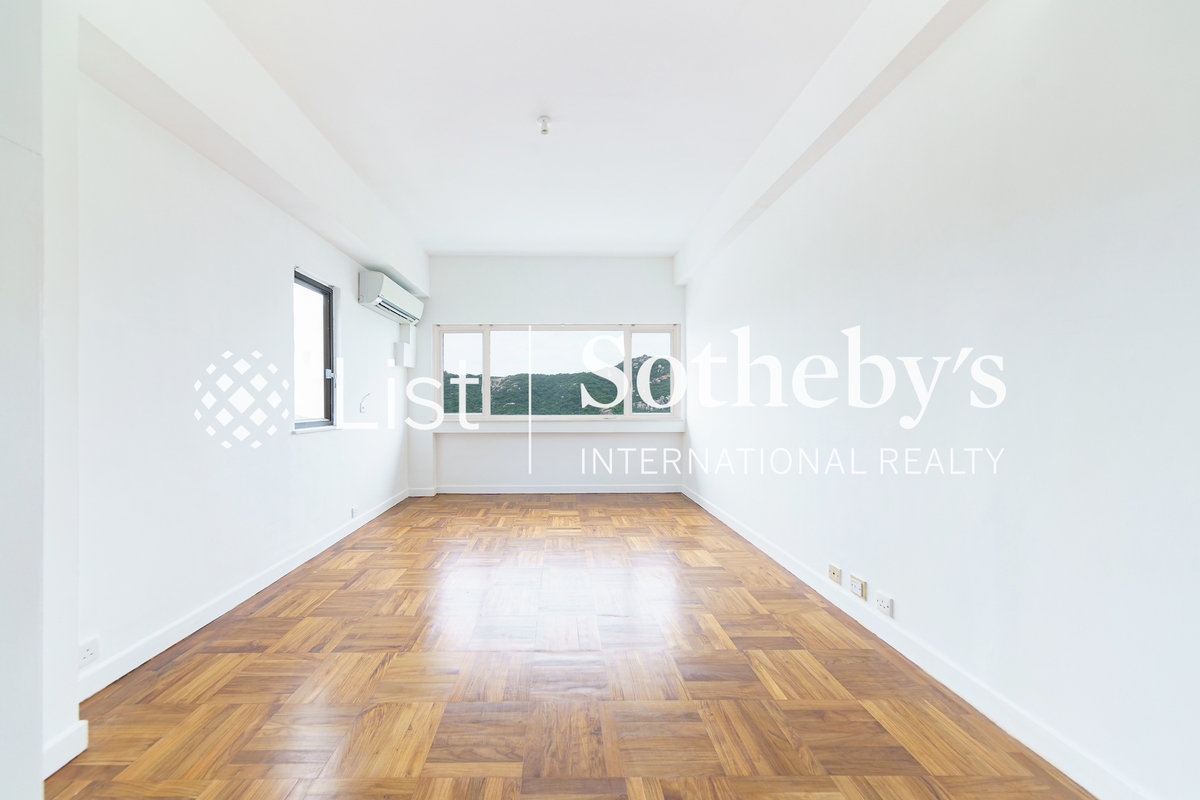 Jadebeach Villa 華翠海灣別墅 | Fourth Bedroom
