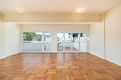Jadebeach Villa 華翠海灣別墅 | Living and Dining Room