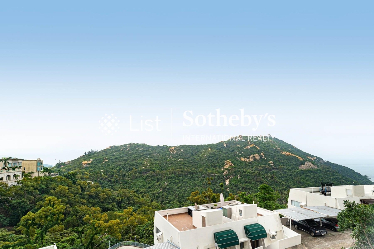 Jadebeach Villa 華翠海灣別墅 | Private Garden off Living and Dining Room