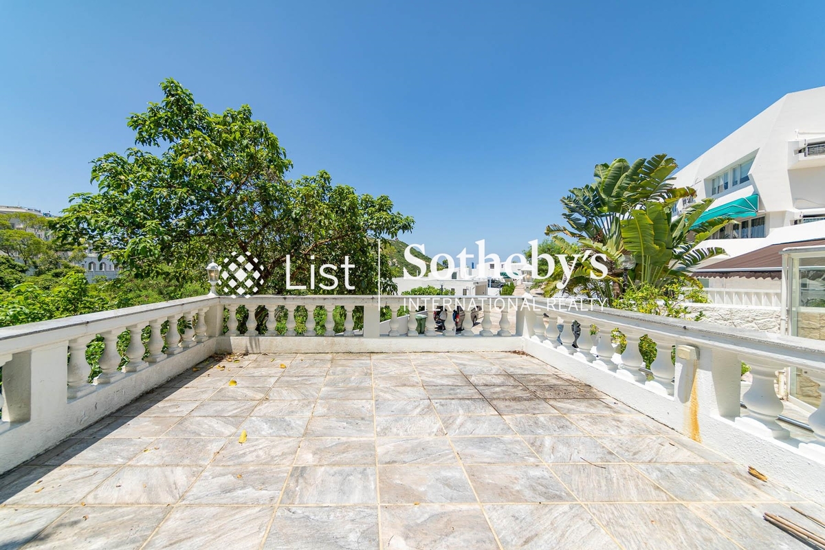 Jadebeach Villa 華翠海灣別墅 | Private Terrace off Living and Dining Room