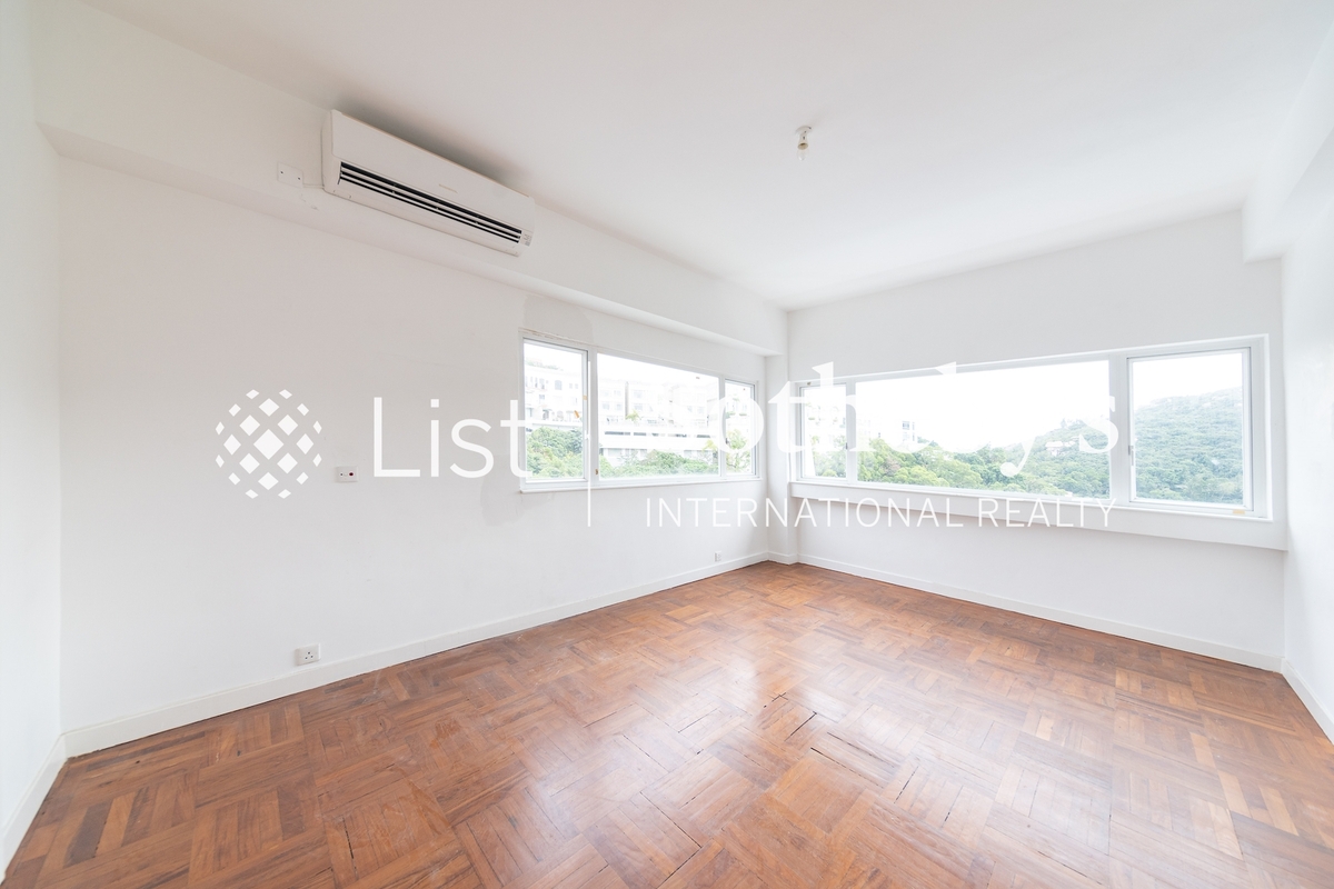 Jadebeach Villa 華翠海灣別墅 | Third Bedroom