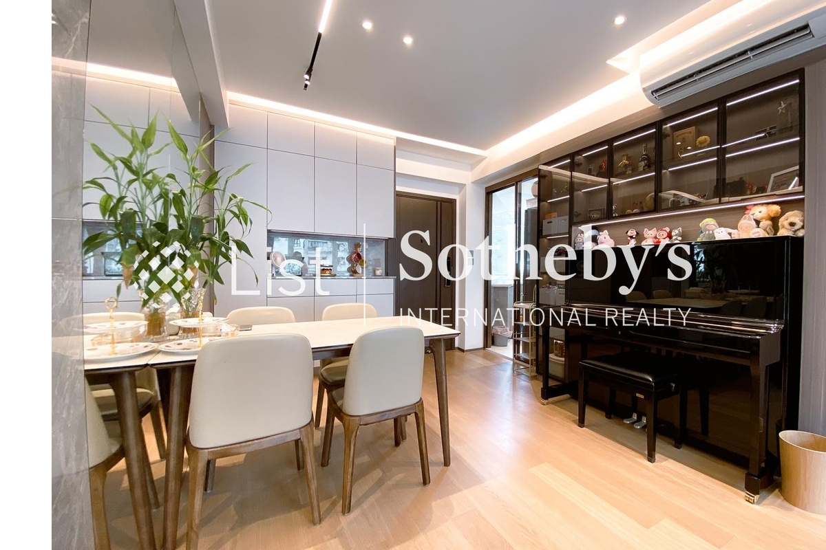 Le Cachet 嘉逸軒 | Living and Dining Room