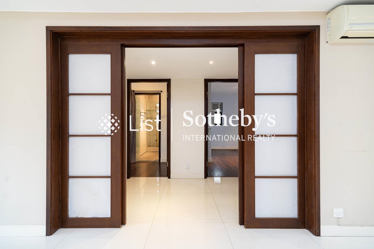 Ning Yeung Terrace 寧養臺 | Sliding Partition 