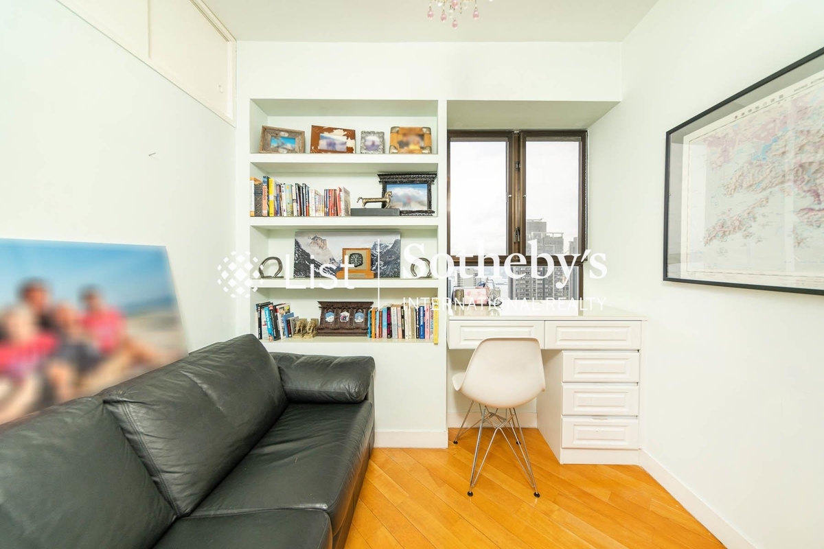 Ning Yeung Terrace 寧養臺 | Second Bedroom