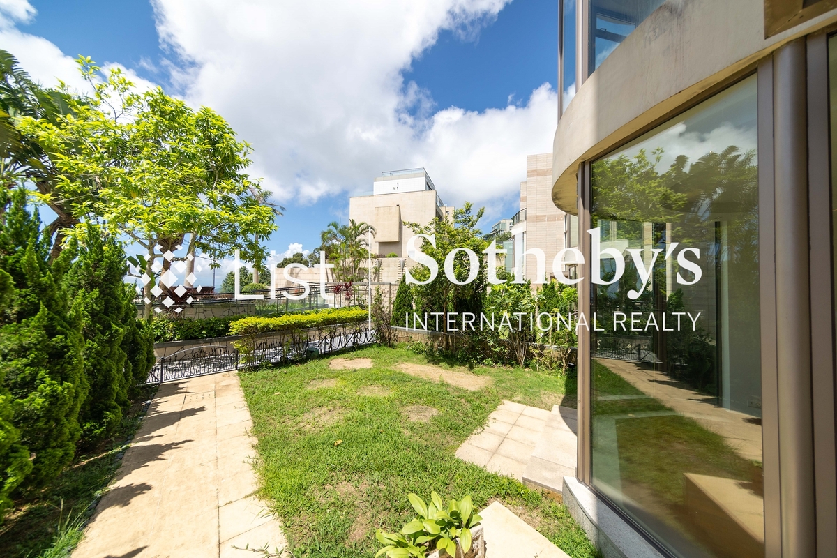 40 Peak Road 山頂道40號 | Private Garden off Dining Room