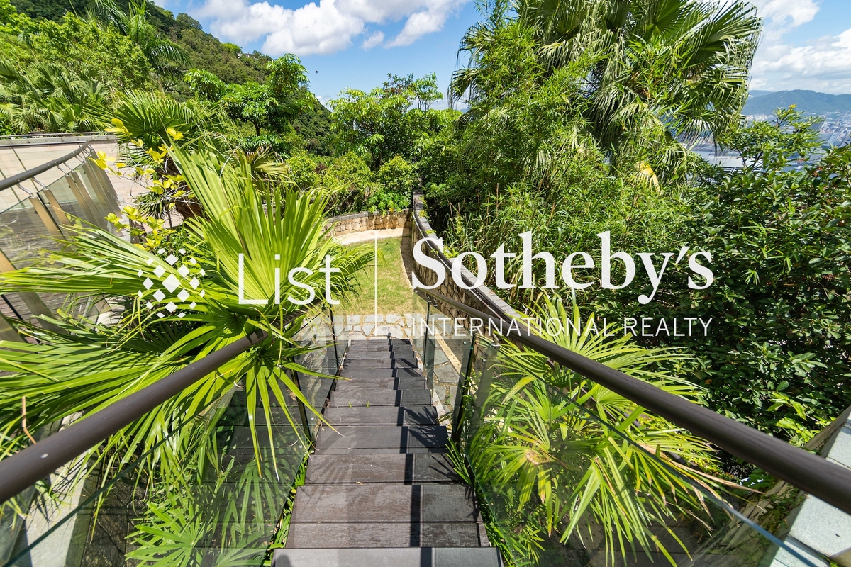 40 Peak Road 山頂道40號 | Private Garden off Living Room