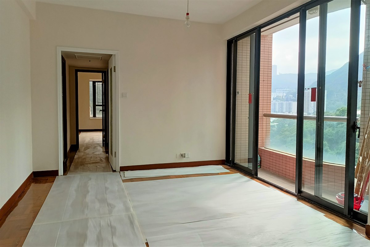 Celeste Court 蔚云阁 | Balcony off Living Room