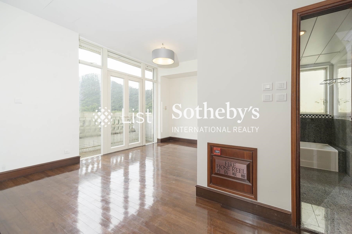 The Mount Austin The Mount Austin | Second En-suite Bedroom