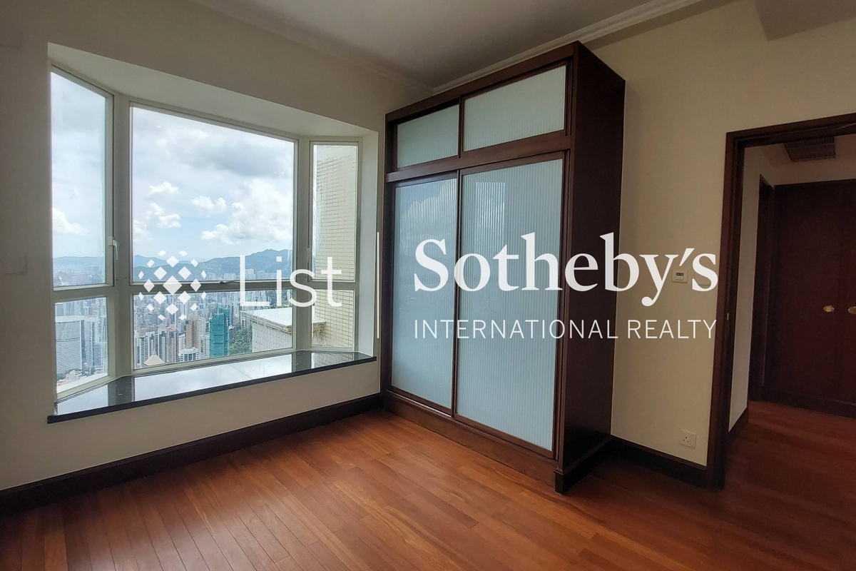 The Mount Austin The Mount Austin | Third Bedroom