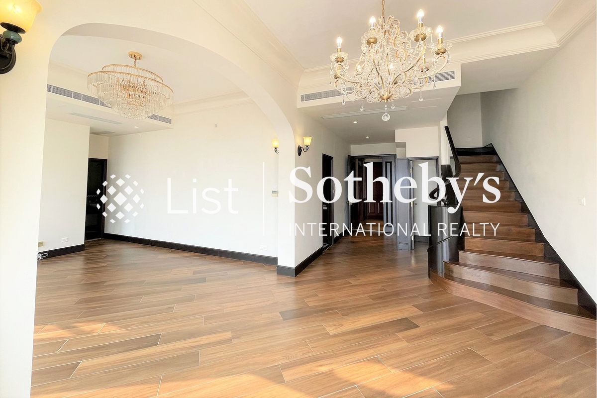 The Mount Austin The Mount Austin | Living and Dining Room